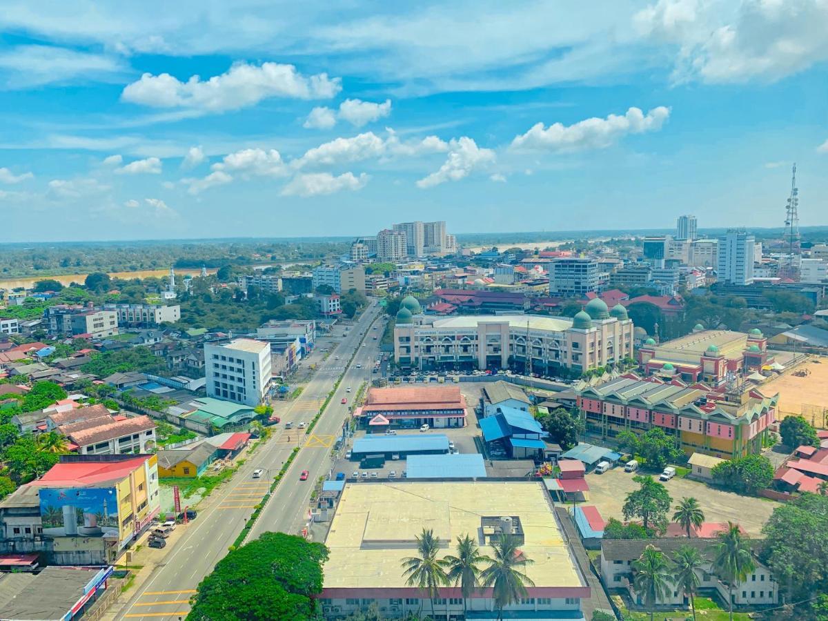 Netflix Two Bedroom Troika Kota Bharu Homestay 182 Buitenkant foto
